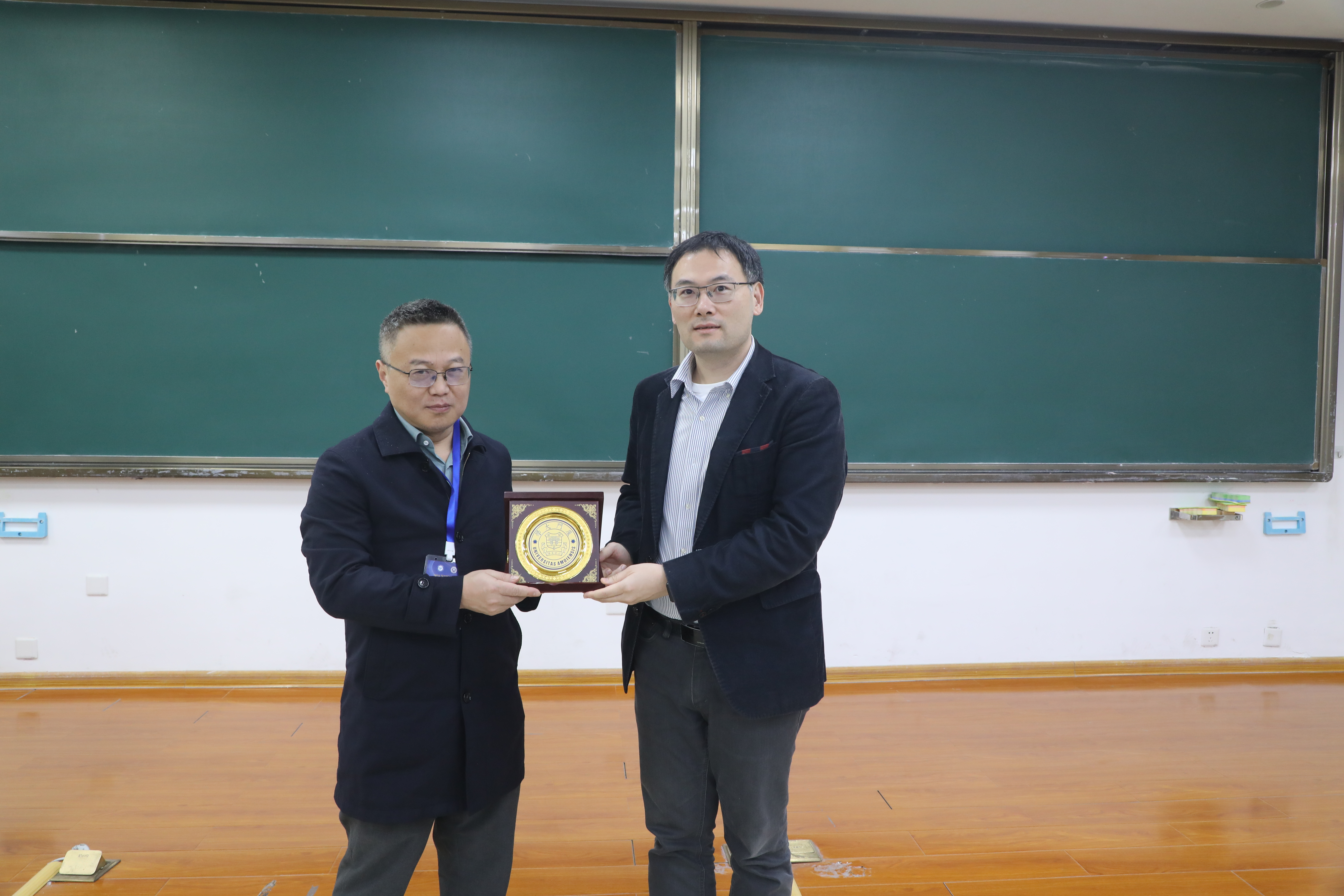 沈维孝院士受邀做天元名家讲堂 第 1 张