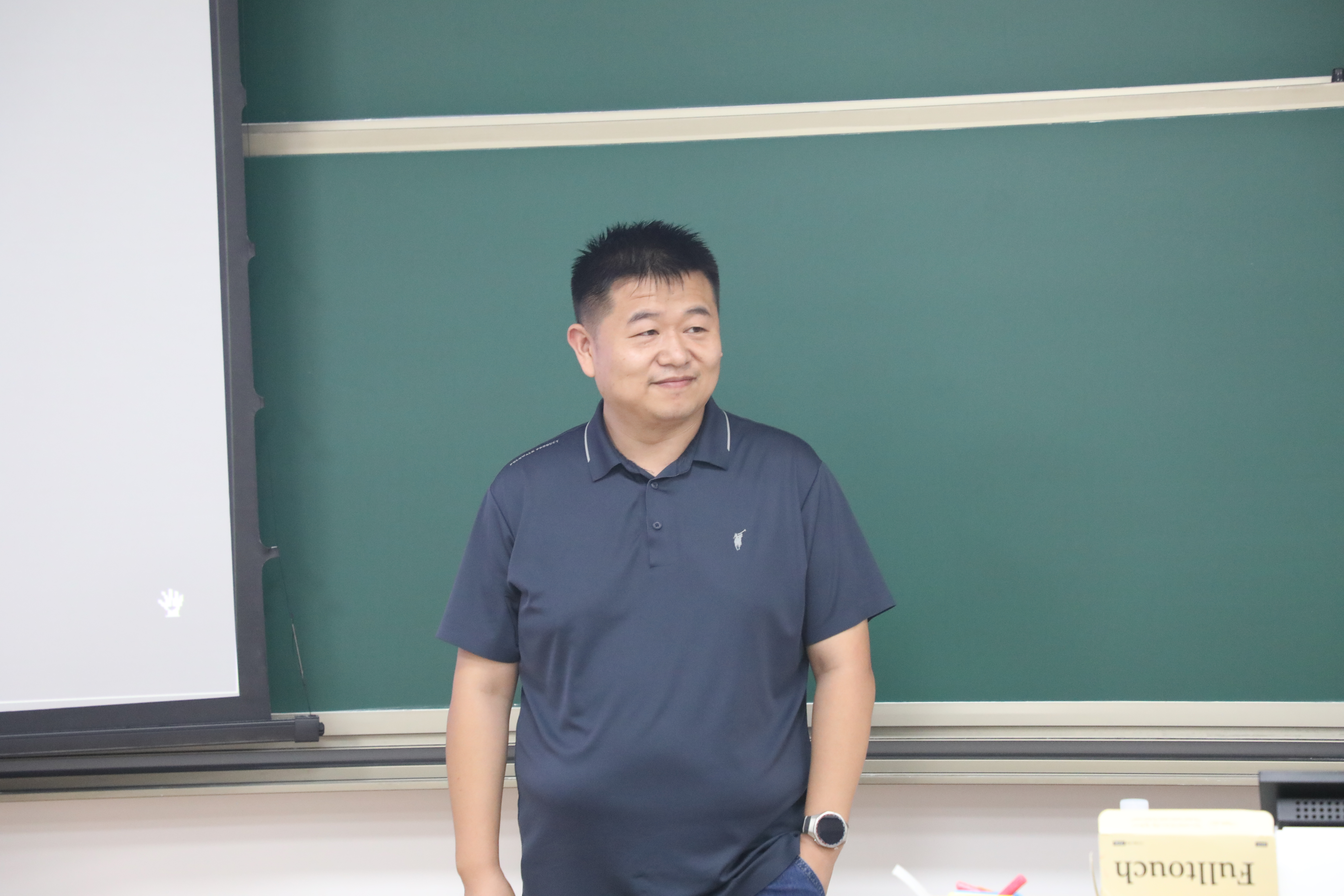 周麒教授做Colloquium第一百零七期讲座 第 2 张