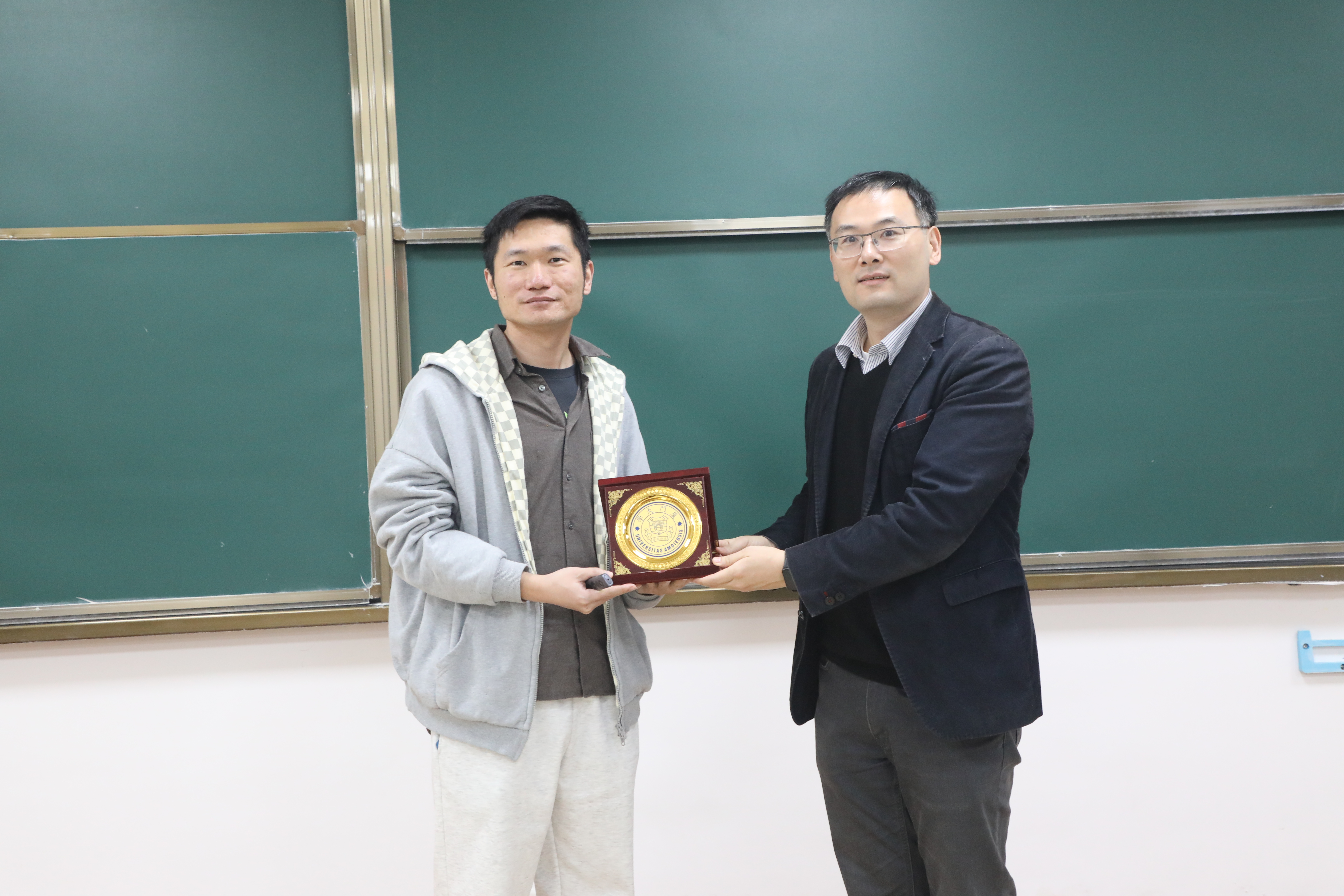 刘一峰教授受邀做天元名家讲堂 第 1 张