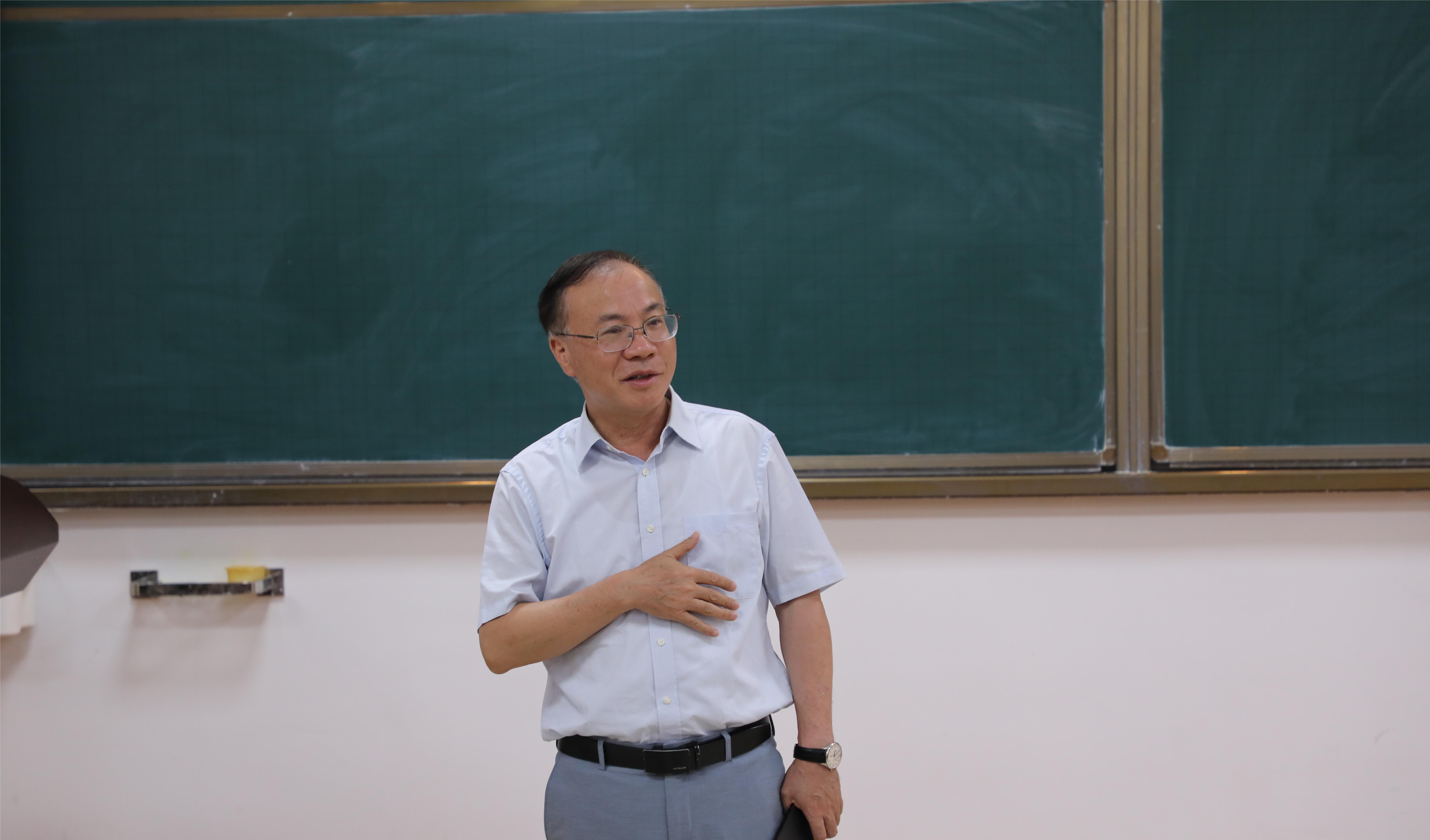 国家天元数学东南中心召开“非交换几何与算子研讨会” 第 1 张 国家天元数学东南中心召开“非交换几何与算子研讨会” 第 1 张
