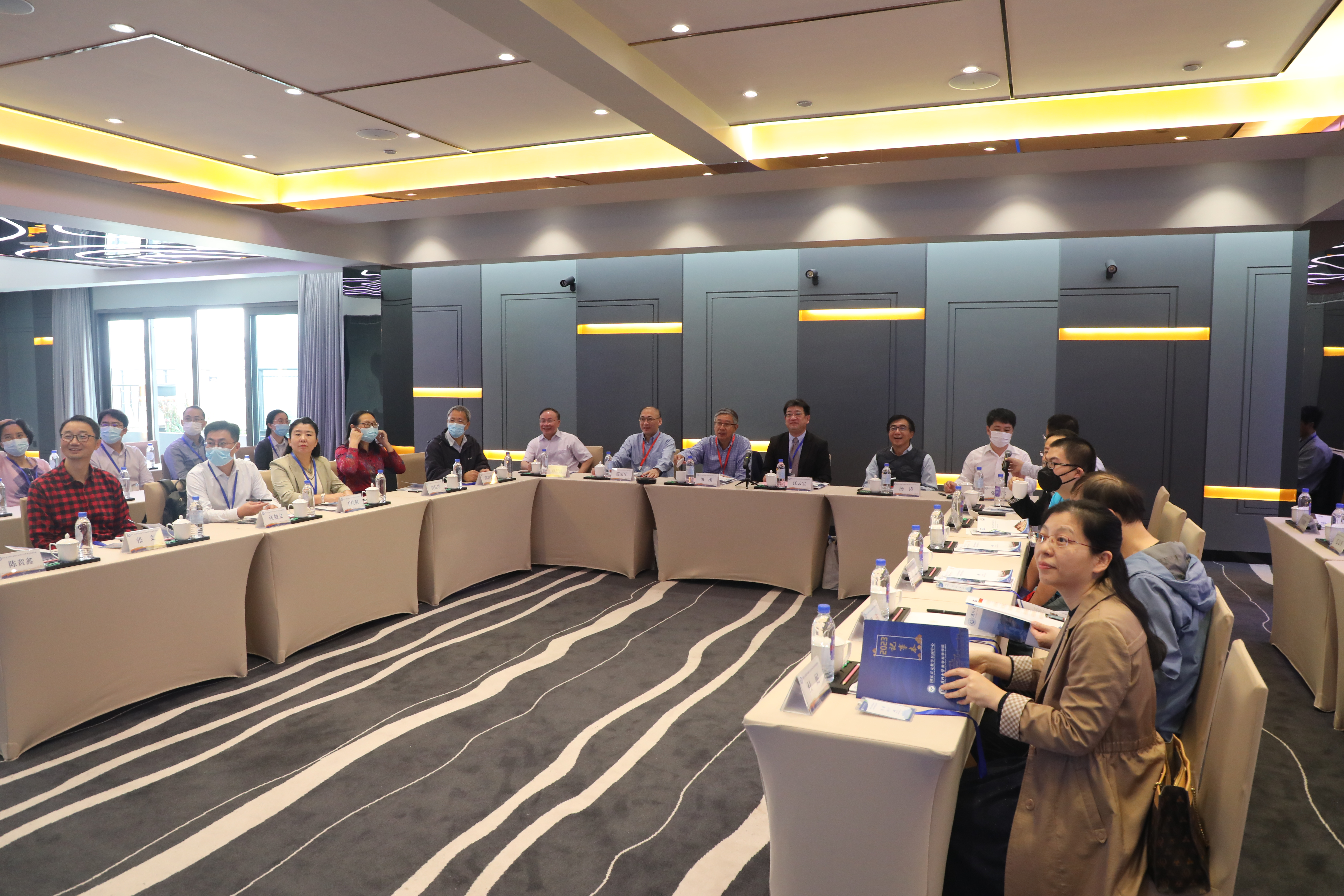 国家天元数学东南中心2022年学术委员会会议在厦门召开 第 2 张 国家天元数学东南中心2022年学术委员会会议在厦门召开 第 2 张